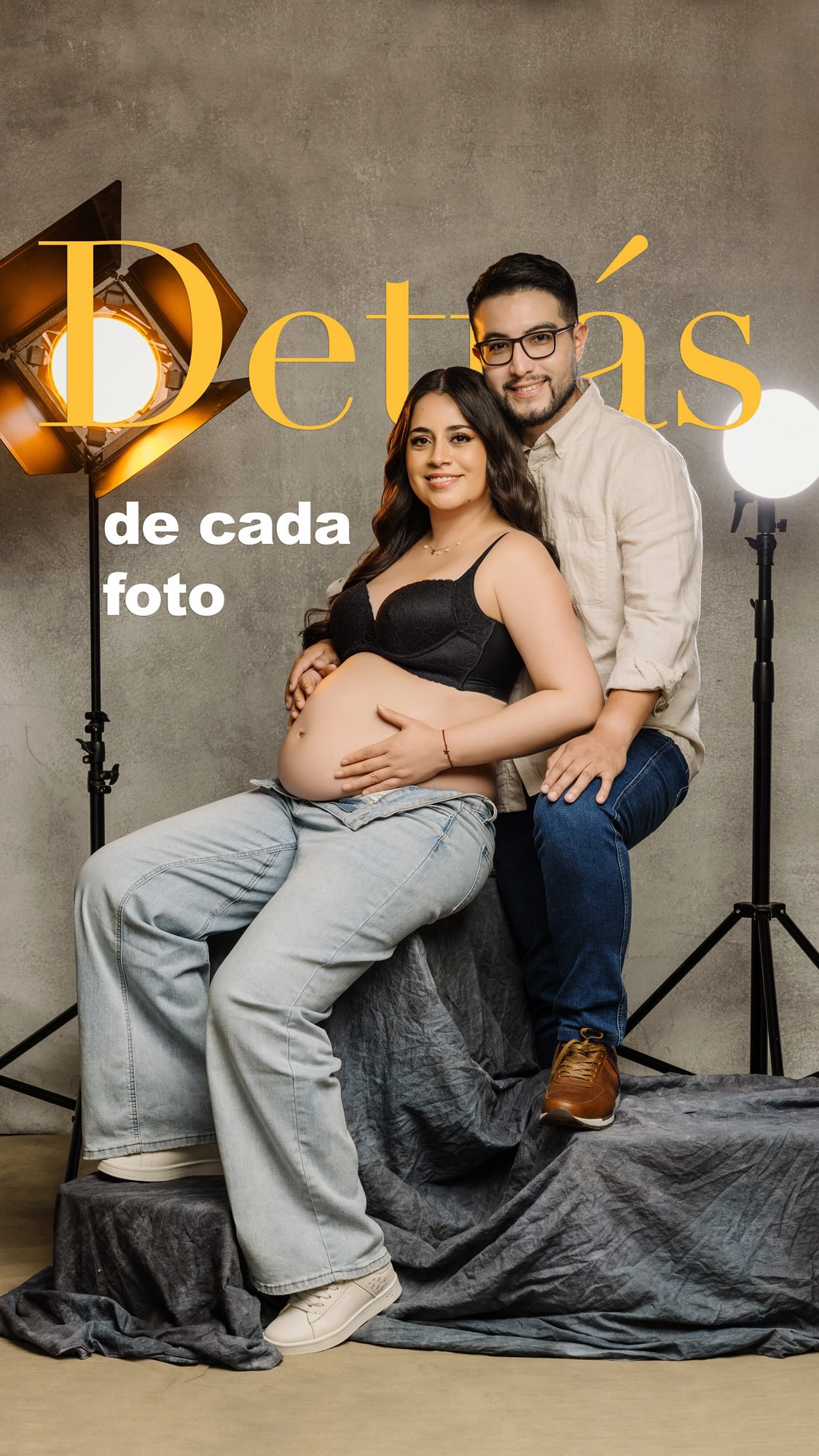 Muchas parejas llegan a su sesión diciendo:
“no sabemos posar” 🥺

Y la verdad es que no necesitan saber hacerlo.

Mi trabajo es guiarlos en cada paso.

Detrás de cada foto hay dirección, paciencia y muchísima conexión 🤍 #treslucesfotografia #milagrosayala #sesionmaternidad #sesiondeembarazo #maternityshootideas